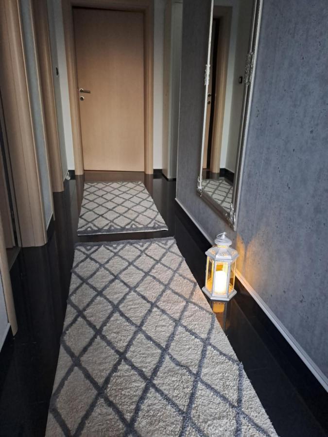 Apartment Mira シベニク エクステリア 写真