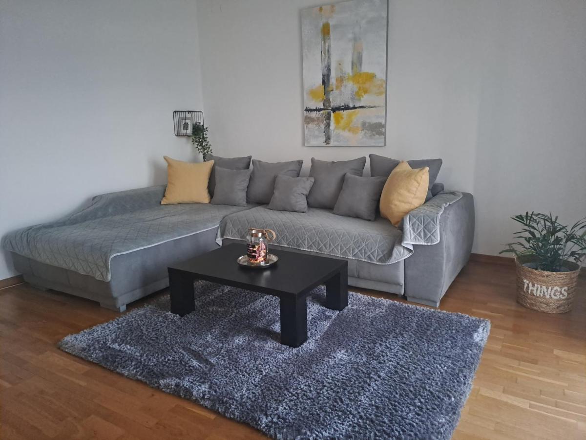 Apartment Mira シベニク エクステリア 写真